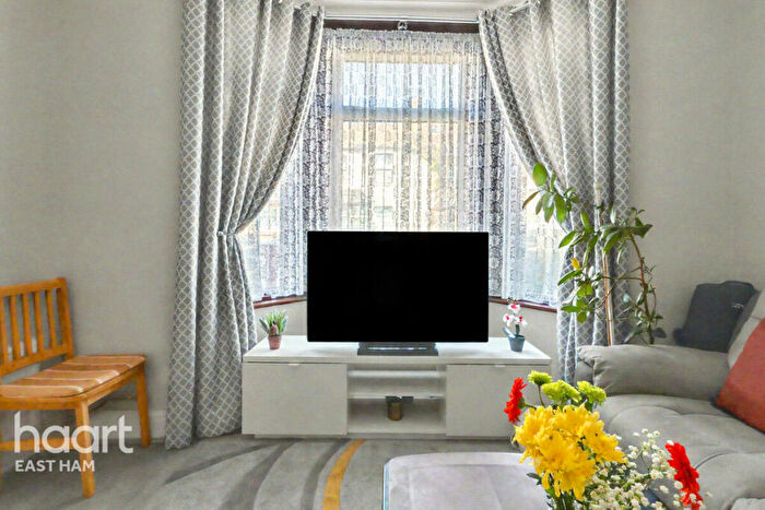 5 Bedroom Terraced House For Sale In Sherrard Road, London, E12