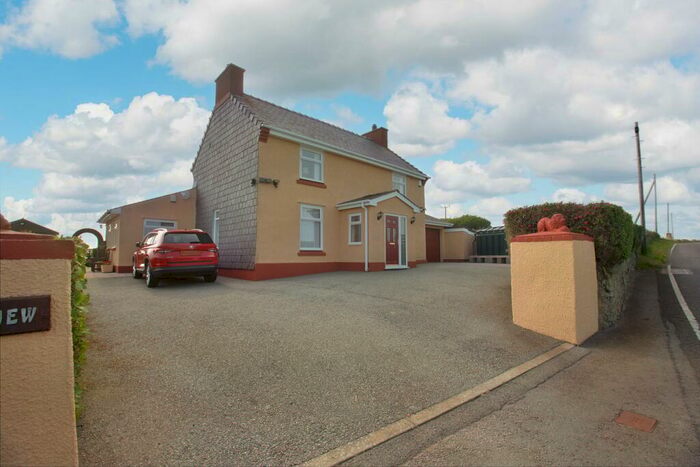 4 Bedroom Detached House For Sale In Llanfaethlu, Holyhead, LL65