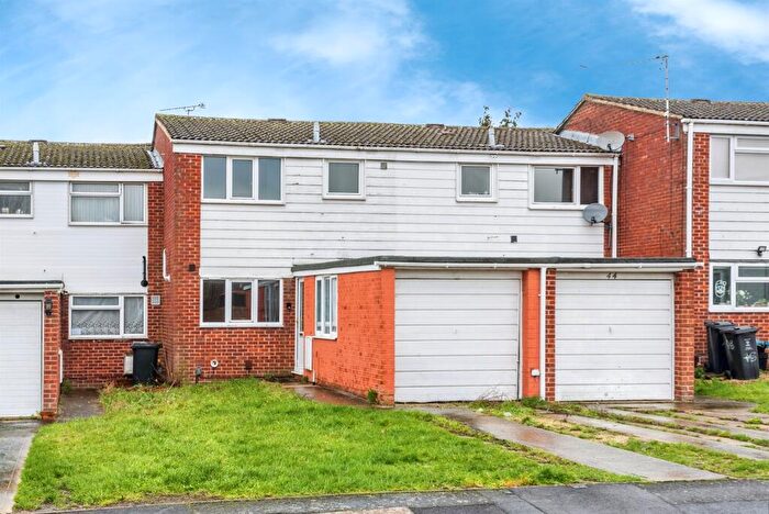 2 Bedroom Terraced House For Sale In Tulip Tree Close, Swindon, SN2