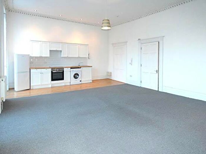 1 Bedroom Flat To Rent In Cambray Place, Cheltenham, GL5