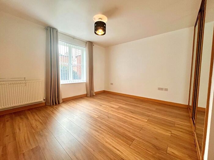 1 Bedroom Flat To Rent In Welcome Inn, Well Hall Road, SE9