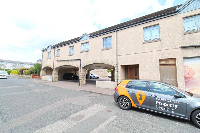 2 Bedroom Flat To Rent In John Street, First Floor, AB21