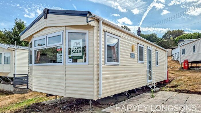 2 Bedroom Park Home For Sale In Wood Farm Holiday Park, DT6