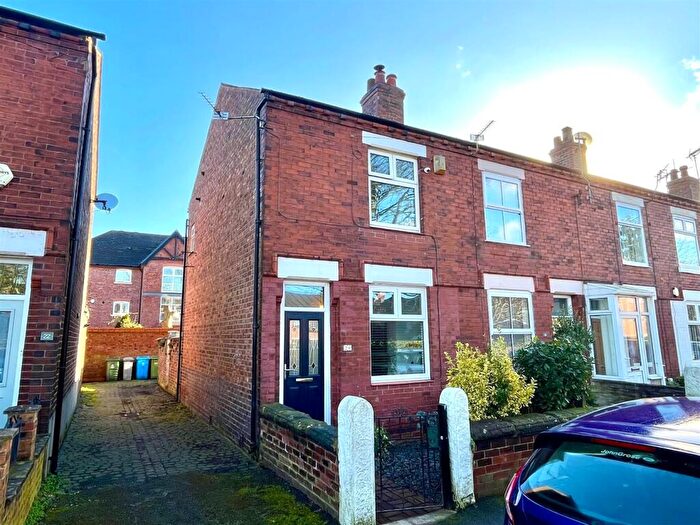 2 Bedroom End Of Terrace House To Rent In Harley Road, Sale, M33