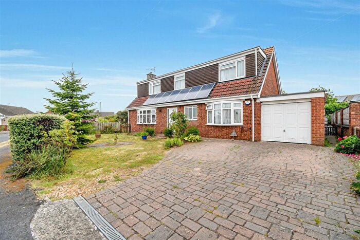 4 Bedroom Detached House For Sale In Willow Grove, Scawby, Brigg, DN20