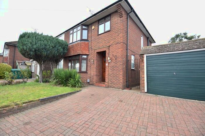 3 Bedroom Semi-Detached House To Rent In Black Swan Lane, Luton LU3