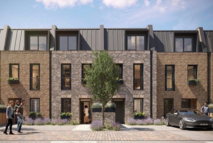 2 Bedroom Flat For Sale In Bakers Mews, Twickenham, TW2