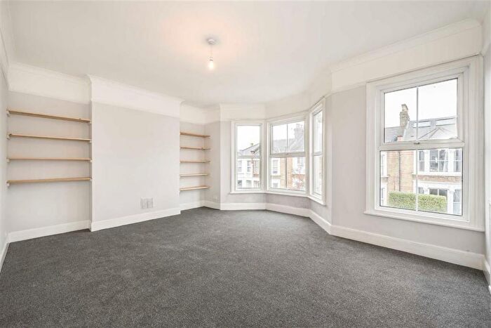 2 Bedroom Flat To Rent In St. Asaph Road, Brockley, SE4