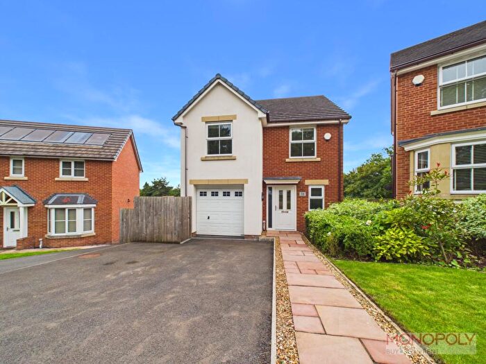 4 Bedroom Detached House For Sale In Maes Mabon, Ruabon, LL14
