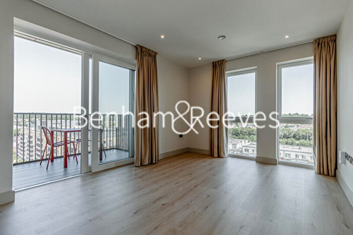 1 Bedroom Apartment To Rent In Duxford Tower, East Drive, NW9