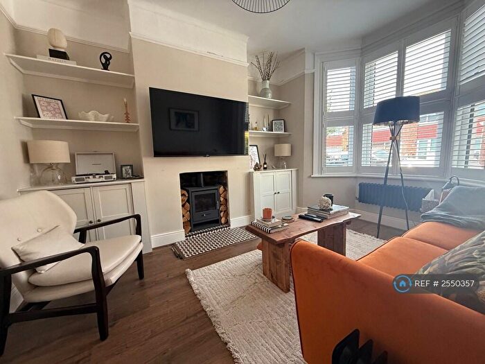 3 Bedroom Terraced House To Rent In Belmont Road, London, SE25