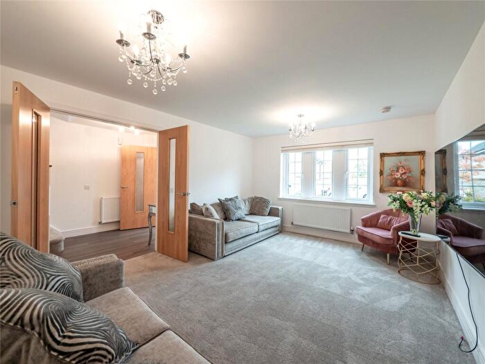5 Bedroom Detached House To Rent In Ashgrove Gardens, Loanhead, EH20