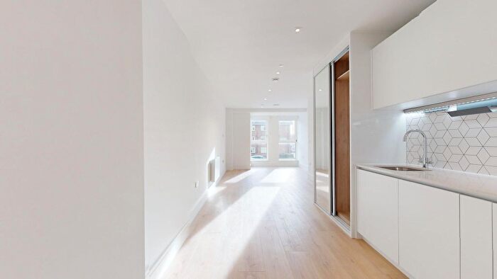 Studio To Rent In Beverley Way, New Malden, SW20