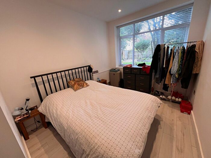 1 Bedroom Flat To Rent In Seagry Road, London, E11