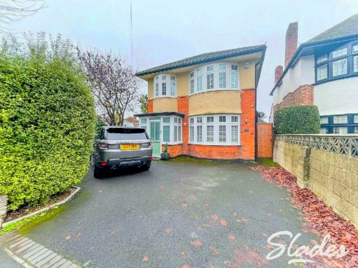 4 Bedroom Detached House To Rent In Watcombe Road, Southbourne, Bournemouth, BH6