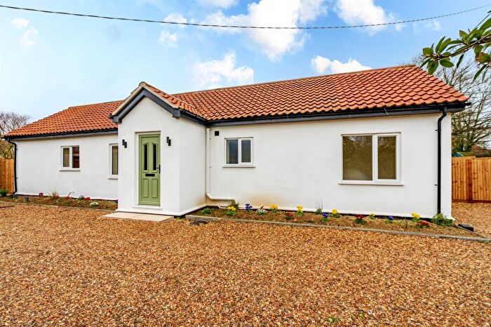 3 Bedroom Detached Bungalow For Sale In The Green, Surlingham, NR14