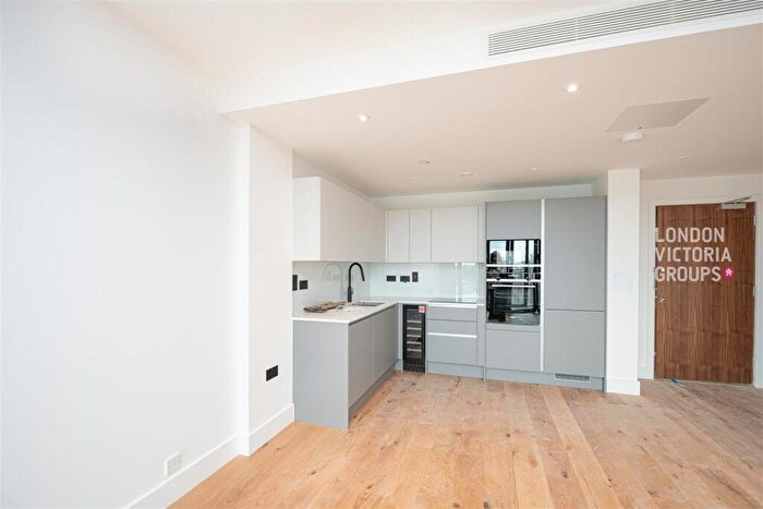 1 Bedroom Apartment To Rent In Graphite Square, London, SE11