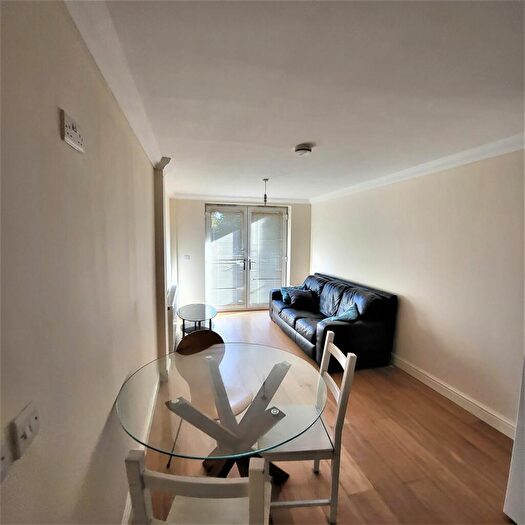 3 Bedroom Apartment To Rent In Jackson's Moss, Upper Chorlton Road, Manchester, M16