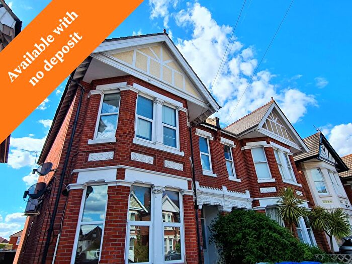 1 Bedroom Flat To Rent In Thornbury Avenue, Southampton, Hampshire, SO15