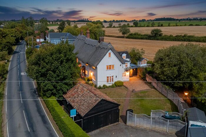 5 Bedroom End Of Terrace House For Sale In Thaxted Road, Debden, CB11