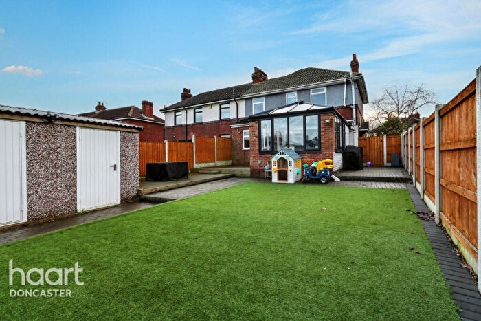 3 Bedroom Semi-Detached House For Sale In Brecks Lane, Kirk Sandall, Doncaster, DN3