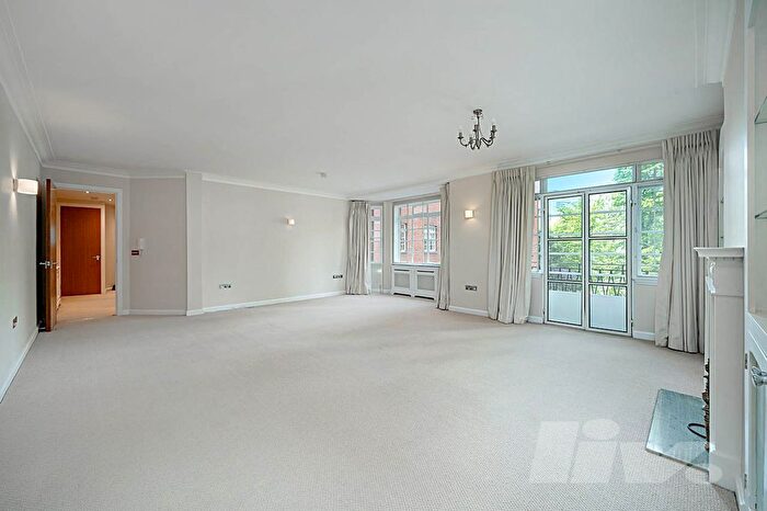 3 Bedroom Flat To Rent In Holland Villas Road, Holland Park, W14
