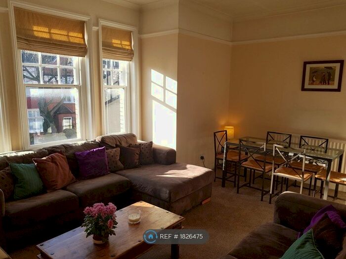 2 Bedroom Maisonette To Rent In Cricklade Avenue, London, SW2