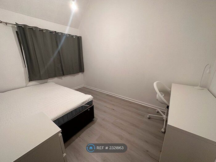 3 Bedroom End Terrace House To Rent In Highland Road, Bath, BA2