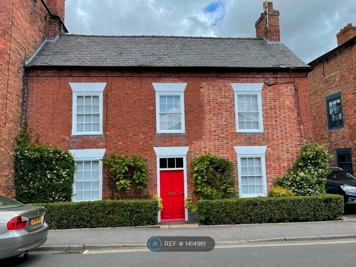 5 Bedroom Detached House To Rent In Church Street, Southwell, NG25