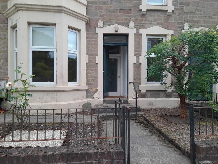 2 Bedroom Flat To Rent In Dalhousie Road, Broughty Ferry, Dundee, DD5