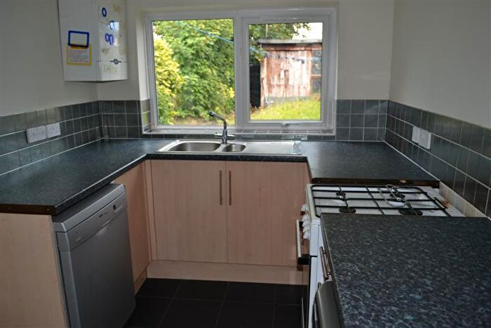 4 Bedroom House To Rent In Berkeley Road, Polygon, SO15