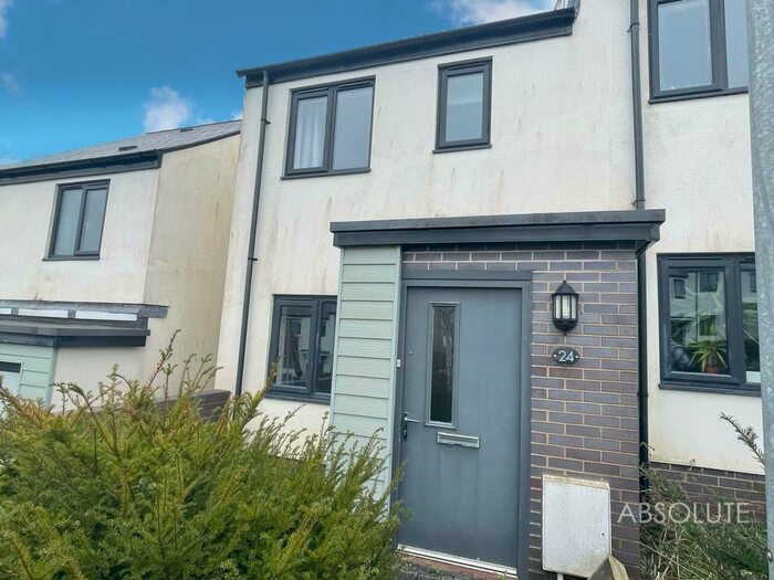 2 Bedroom End Of Terrace House To Rent In Hollyhock Way, Paignton, TQ4