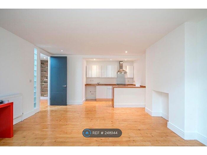 1 Bedroom Flat To Rent In Newick Road, London, E5