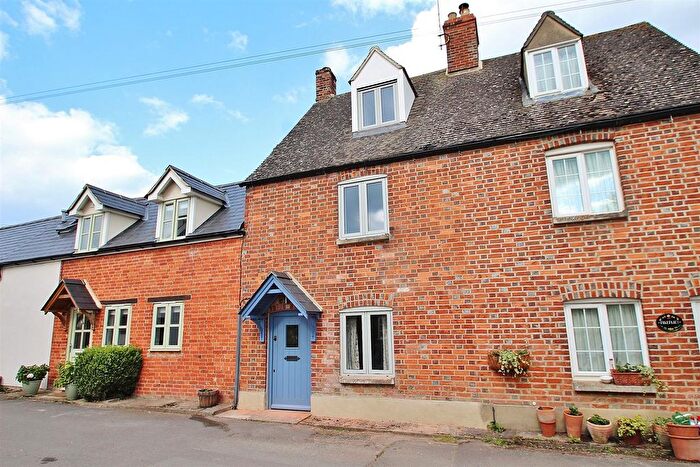 2 Bedroom Terraced House To Rent In Chapel Lane, Northmoor, Witney, OX29