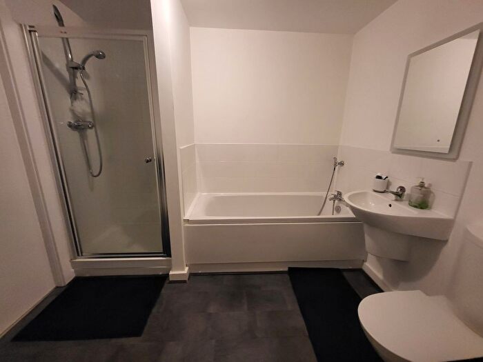 1 Bedroom Flat For Sale In Life Building, Boston Street, Hulme, M15