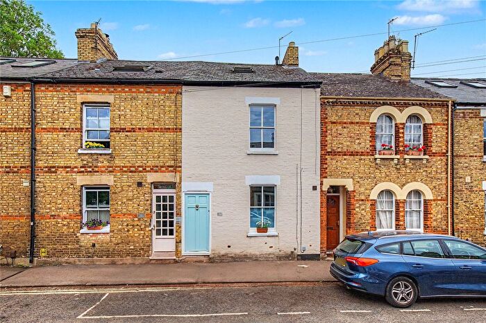 3 Bedroom Terraced House For Sale In Marlborough Road, Grandpont, OX1