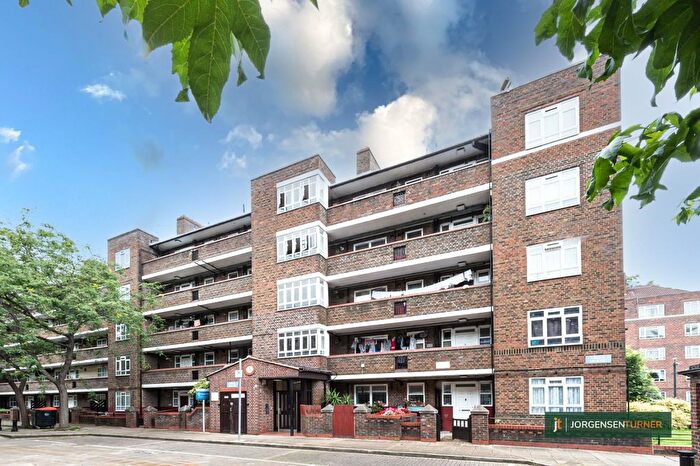 Studio To Rent In Grey House, White City Estate, London, W12