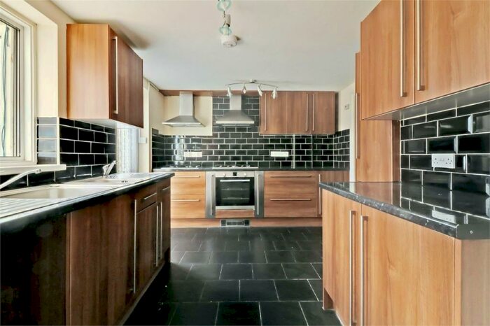 1 Bedroom House Of Multiple Occupation To Rent In Glebe Crescent, Harrow, HA3