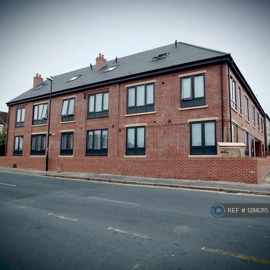 3 Bedroom Flat To Rent In Phoenix Halls, Coventry, CV1