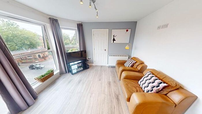 2 Bedroom Flat To Rent In Flat F, Burns Street, Nottingham, NG7