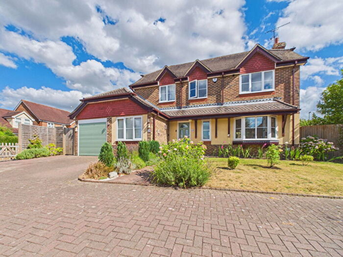 4 Bedroom Detached House For Sale In Lemmington Way, Horsham, West Sussex, RH12