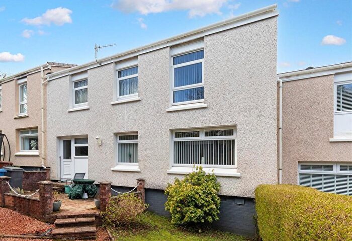 3 Bedroom Terraced House For Sale In Glen Kinglas Avenue, Greenock, PA16