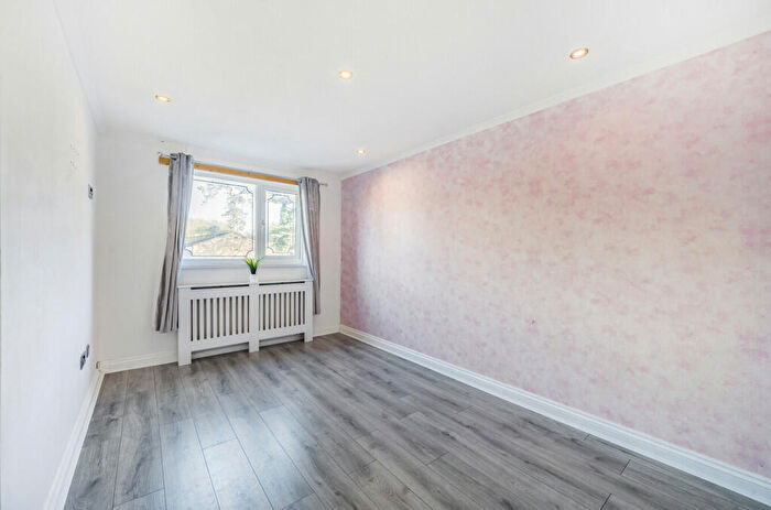 2 Bedroom Terraced House For Sale In Dauntsey Covert, Druids Heath, Birmingham, B14