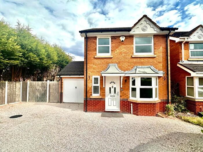 3 Bedroom Detached House To Rent In Sunset Close, Polesworth, B78