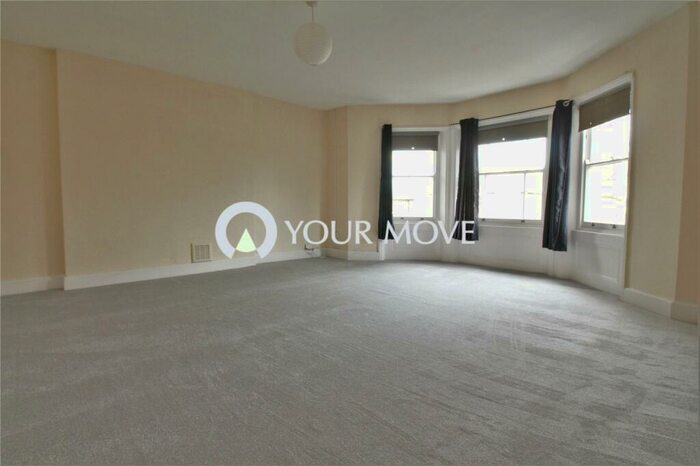 2 Bedroom Flat To Rent In Manor Park, London, SE13