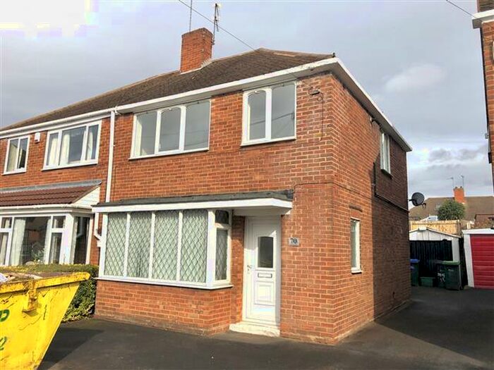 3 Bedroom House To Rent In Hamstead Road, Great Barr, Birmingham, B43