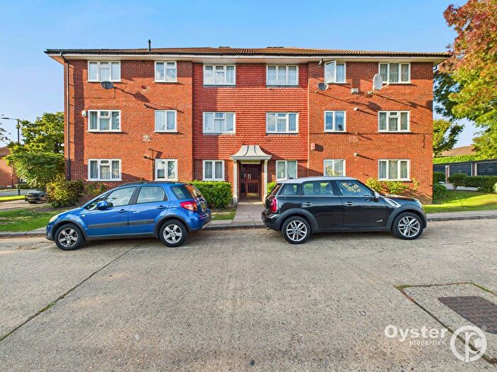2 Bedroom Flat For Sale In Marsh Lane, Stanmore, HA7