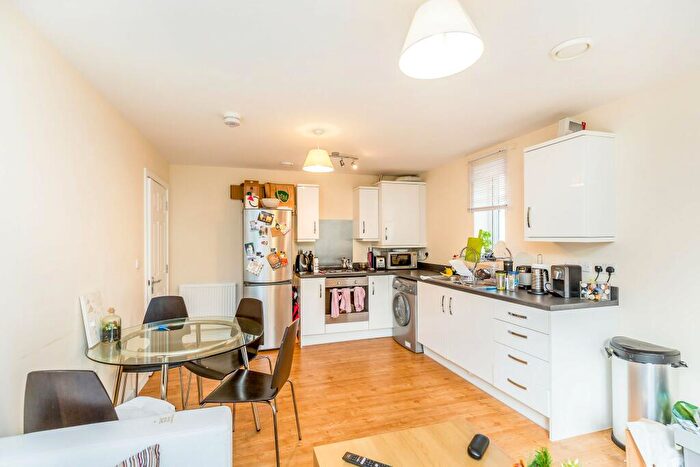 2 Bedroom Apartment To Rent In Candleford Court, Buckingham, MK18