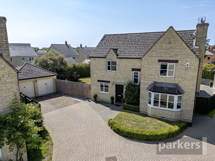 4 Bedroom Detached House For Sale In Willows Edge, Eynsham, Witney, OX29