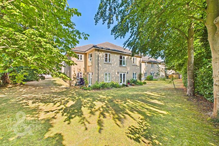 2 Bedroom Flat For Sale In Evelyn Fison Mews, Eastward Place, Stowmarket, IP14